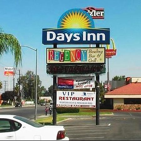Days Inn By Wyndham בייקרספילד מראה חיצוני תמונה