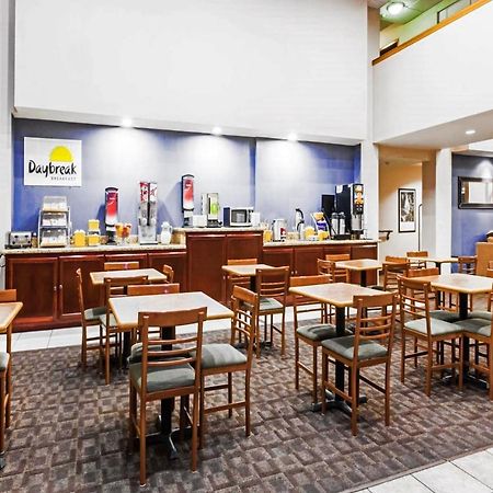 Days Inn By Wyndham בייקרספילד מראה חיצוני תמונה